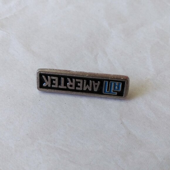 Vintage AMERTEK Lapel Hat Pin Enamel Fire Truck Airport Military Collectible - Picture 4 of 11